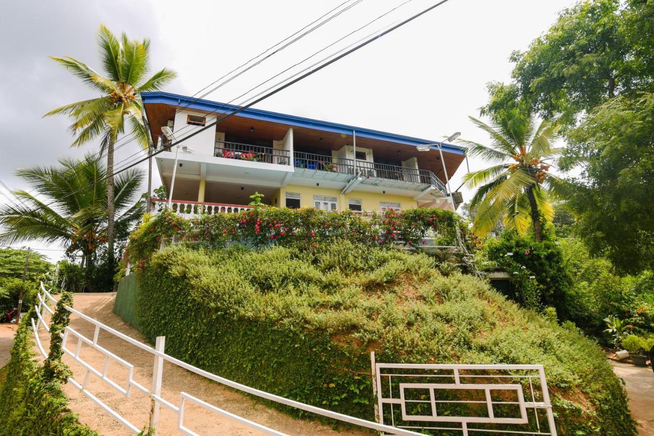 Blue Haven Guest House Kandy Exterior photo